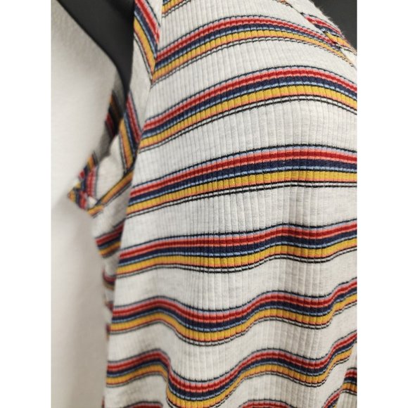 Kim and Cami Sleeveless top Size medium women Pre-Loved - Picture 5 of 7